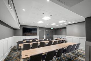 Meeting Room at Holiday Inn & Suites, Cloverdale