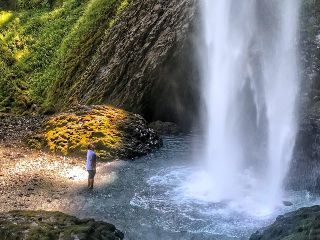 Multnomah Falls and Columbia River Gorge Half-Day Hiking Tour