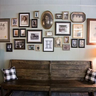 Maximillians Grill & Wine Bar