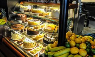 Symposium Cafe Restaurant - Thornhill