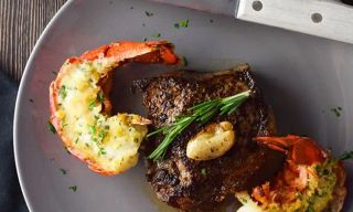 Perla Oyster Bar & Grill