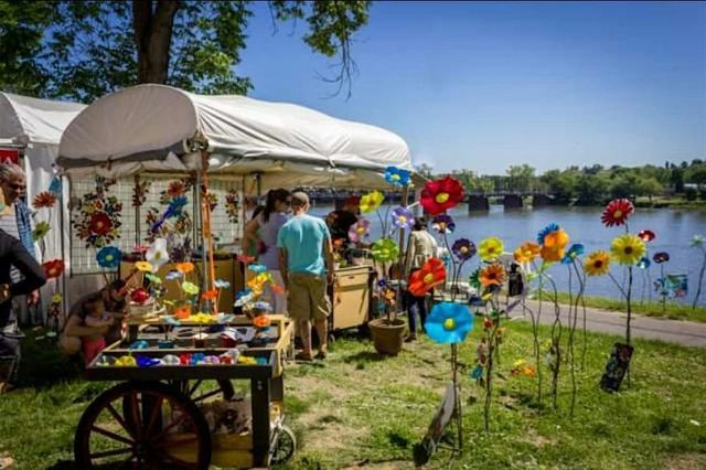 TORONTO CREATOR’S POP-UP MARKET