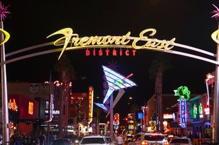 Old Vegas Fremont Barcrawl
