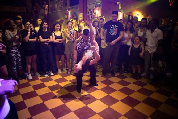 Miércoles de Salsa Pal Bailador at La Topa Tolondra