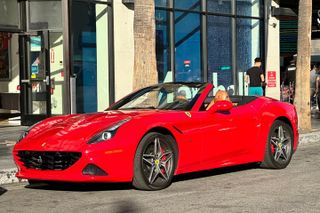 50 Minute Driving Tour to Explore Hollywood Sign in a Ferrari
