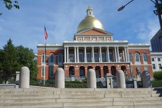 Harvard University and Boston City Tour from Manhattan