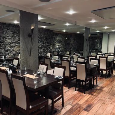 La Caverna Italian Restaurant and Wine Bar