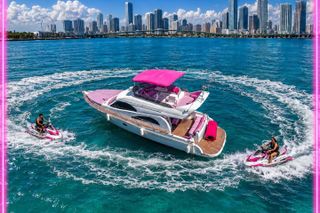 50ft Rose Yacht + 2 Jet skis | Miami Yacht Rental | 13 ppl