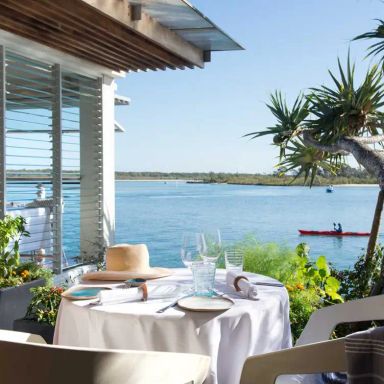Rickys River Bar and Restaurant