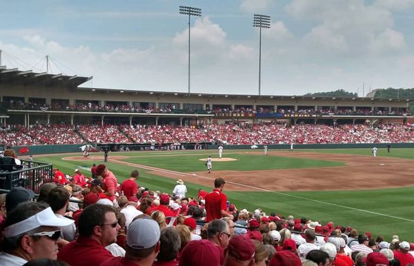 Tennessee Volunteers at Arkansas Razorbacks Baseball