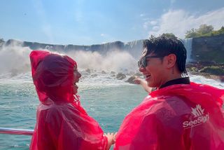 Niagara Falls Canada Tour from USA: Journey, Boat Cruise & Tower