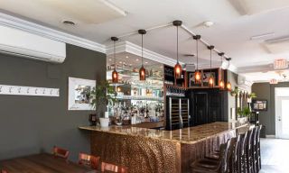 Bouquet Restaurant