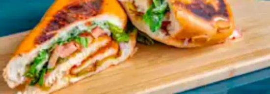 Smugglers Cocina Cubana