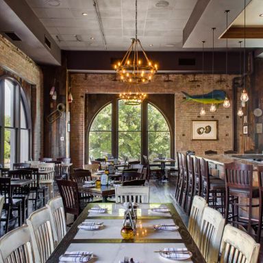 Landry's Seafood House - New Orleans French Quarter
