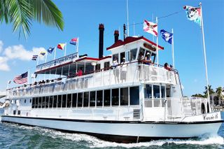 #1 VENICE OF AMERICA TOUR - Cold A/C 115' LARGEST IN LAUDERDALE!