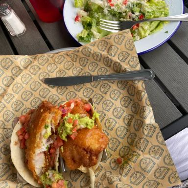 Boathouse Kitchen & Swan Dive