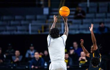 Coastal Carolina Chanticleers at Georgia Southern Eagles Basketball