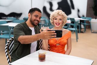 Hollywood Rooftop Restaurant and Bar Dining Experience