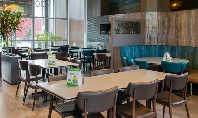 Montfort Mediterranean Cuisine - Oakville