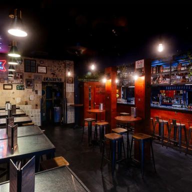 Service Bar