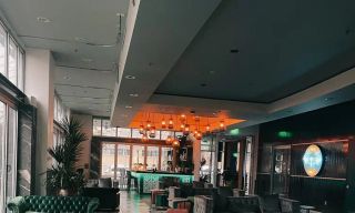 Botanical Lounge