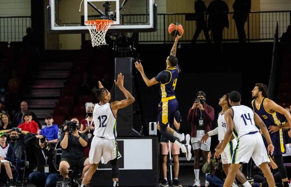 Saskatoon Mamba vs. Niagara River Lions
