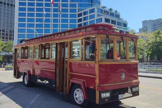 Vancouver Hop On Hop Off Trolley Tour w/ 20 Stops & Live Guide