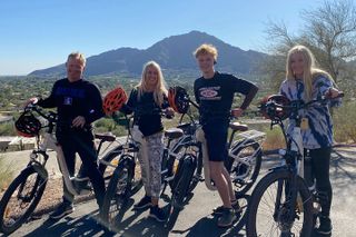 Camelback E-Bike & Hike Tour - 2.5 Hours