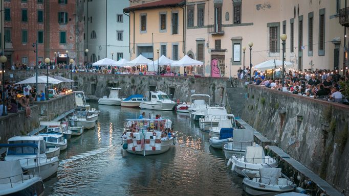 Effetto Venezia, music, theater and sports in Livorno