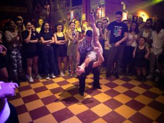 Miércoles de Salsa Pal Bailador at La Topa Tolondra