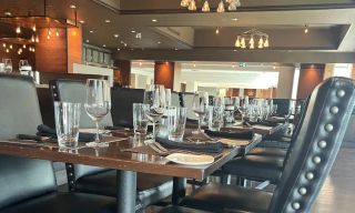 Morton's Grille - Niagara Falls