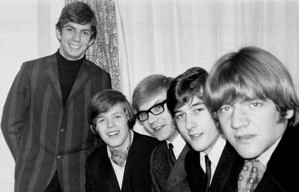 HERMANS HERMITS: Starring Peter Noone