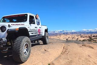 Moab's Premier Private Jeep Tour | Hells Revenge | Top Rated