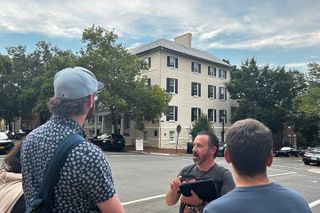 Old Town Alexandria (Entry to Gadsby's Tavern & Christ Church)