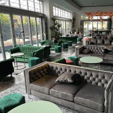 Botanical Lounge