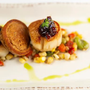 Red Oak Steakhouse at Saracen Resort