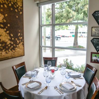 Nan Thai Fine Dining - Midtown