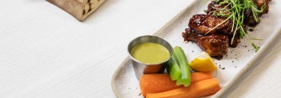 4404 Restaurant - Delta Edmonton South