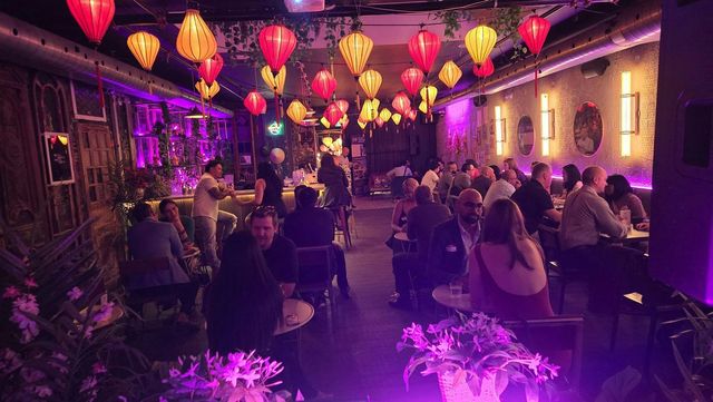 Toronto Dating Hub October Speed Dating for Professionals (Ages 30-45)