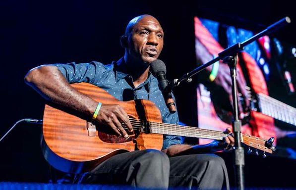 Cedric Burnside