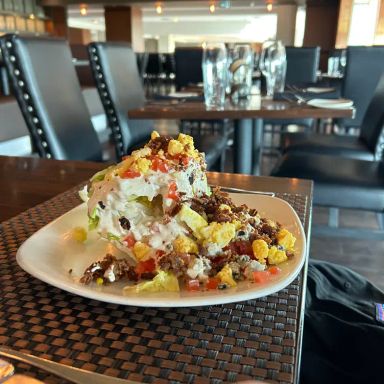 Morton's Grille - Niagara Falls