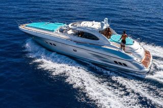 Miami Private Yacht Charter and 2 Jet Skis Included