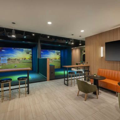 Topgolf Swing Suite - Hilton Indianapolis