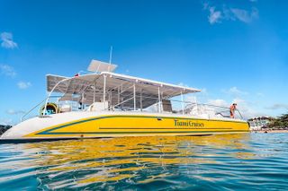5 Star Lunch Cruise on Tiami Catamaran