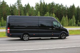 Nashville Airport Private Transportation for 6-13 Passengers
