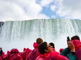 Niagara Falls One Day Sightseeing Tour from Toronto