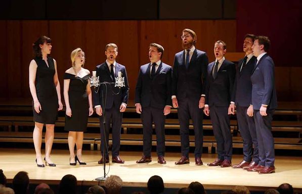Voces8