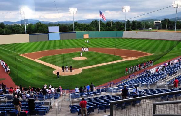 Fayetteville Chutes at Salem Red Sox