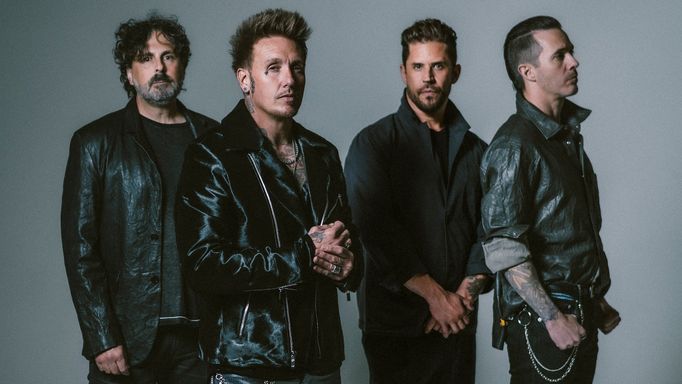 Papa Roach & Rise Against: Rise of the Roach Tour
