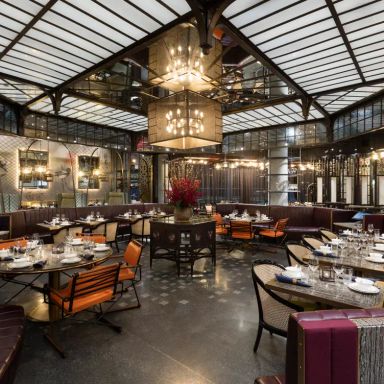 Mott 32 - Vancouver